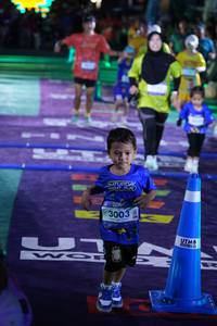 BIB: 3003
                            <button type="button" onclick="openModal(26261507)" class="btn btn-primary btn-sm float-right btn-popup" data-toggle="modal" data-target=".modal-high-quality">
                        <i class="fas fa-shopping-cart"></i> Add to Cart
                    </button>
                                            <button type="button" onclick="isThisMe(26261507, true)" class="btn btn-success btn-sm float-right btn-popup btn-isme hidden" data-toggle="tooltip" data-placement="bottom" title="นี่คือรูปของคุณใช่ไหม คลิกที่นี่เพื่อเอาเข้าอัลบั้ม">
                        <i class="fas fa-plus"></i> Add to album
                    </button>
                    <button type="button" onclick="isThisMe(26261507, false)" class="btn btn-warning btn-sm float-right btn-popup btn-isnotme hidden">
                        <i class="fas fa-ban"></i> Remove from album
                    </button>